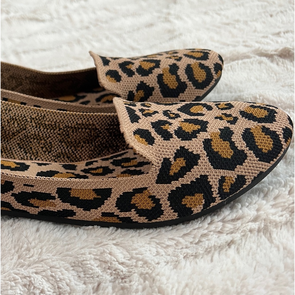 Forever brand Leopard Print Flats. Size 8.5